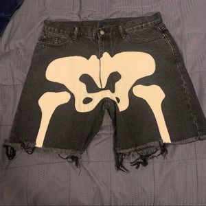 mnml skeleton black shorts